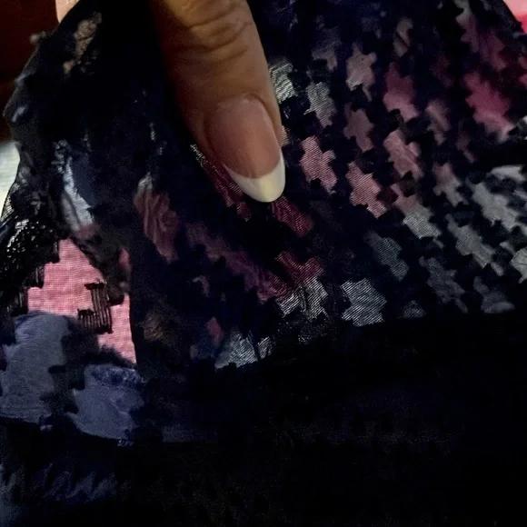 SHEIN Frenchy Solid Butterfly Sleeve V Neck Blouse - Picture 7 of 8